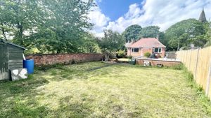 Photo 21- click for photo gallery